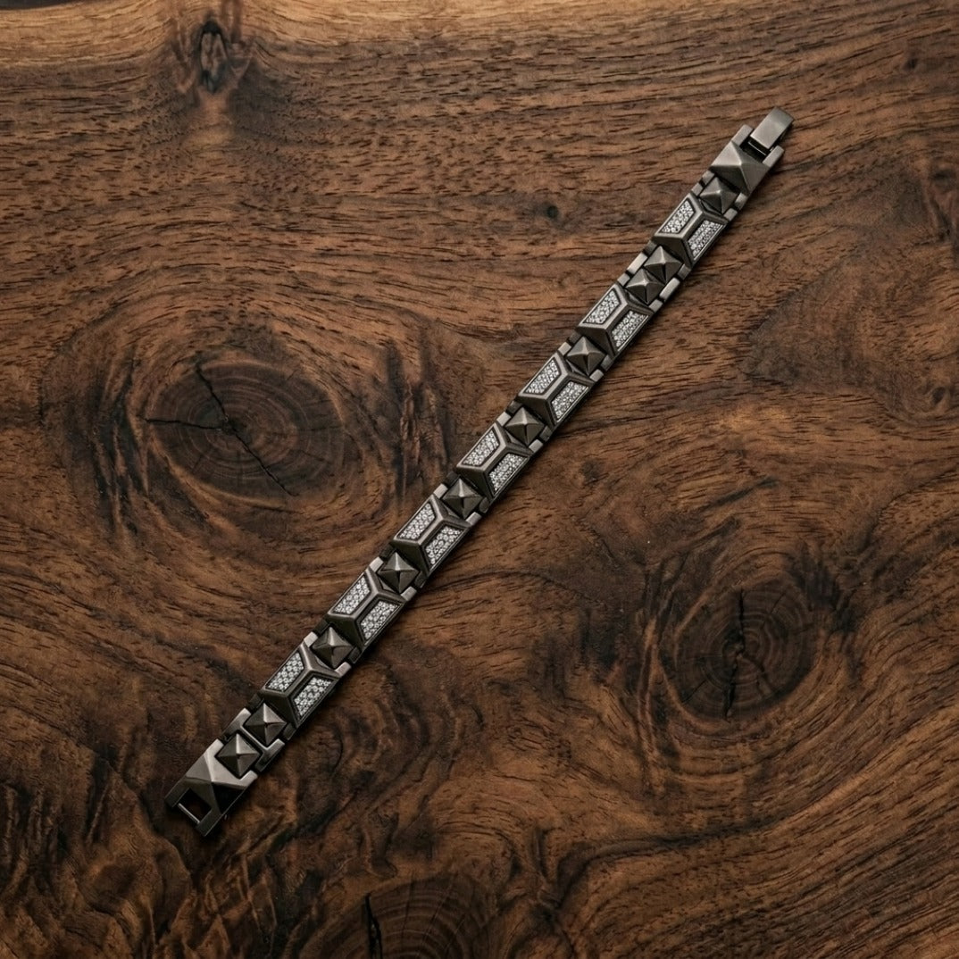 The Apex Geometric Link Bracelet