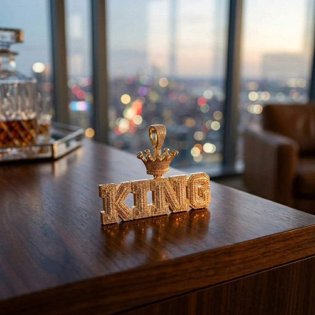 Iced Out King Pendant – Sovereign Crown Pendant in 925 Silver with CZ