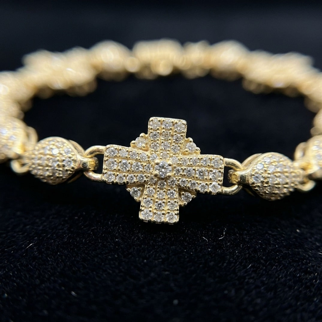 The Sovereign Cruciform Link Bracelet in Yellow Gold