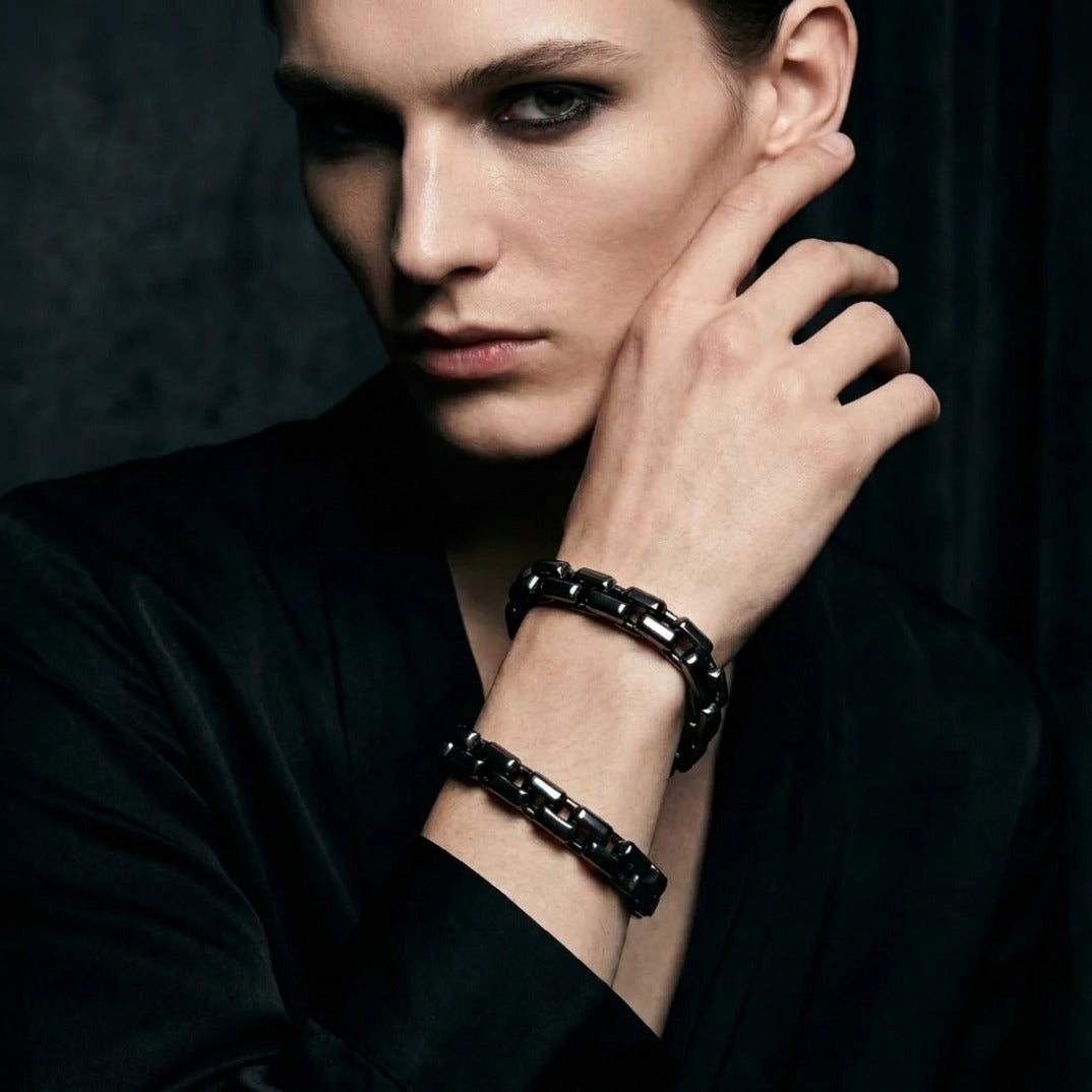 The Forge Box Chain Link Bracelet in Brushed Gunmetal