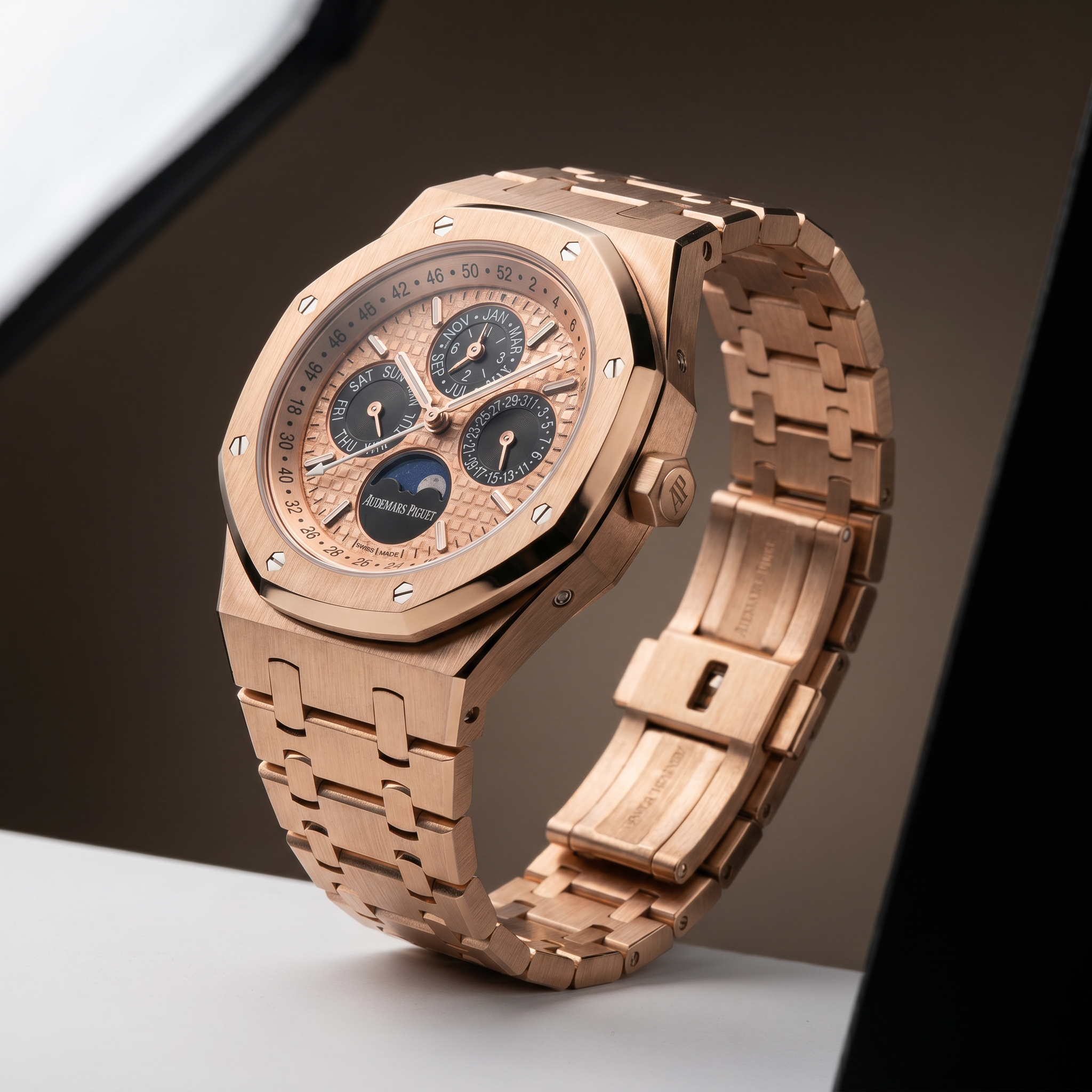 The Royal Oak Perpetual Calendar Salmon Dial Timepiece