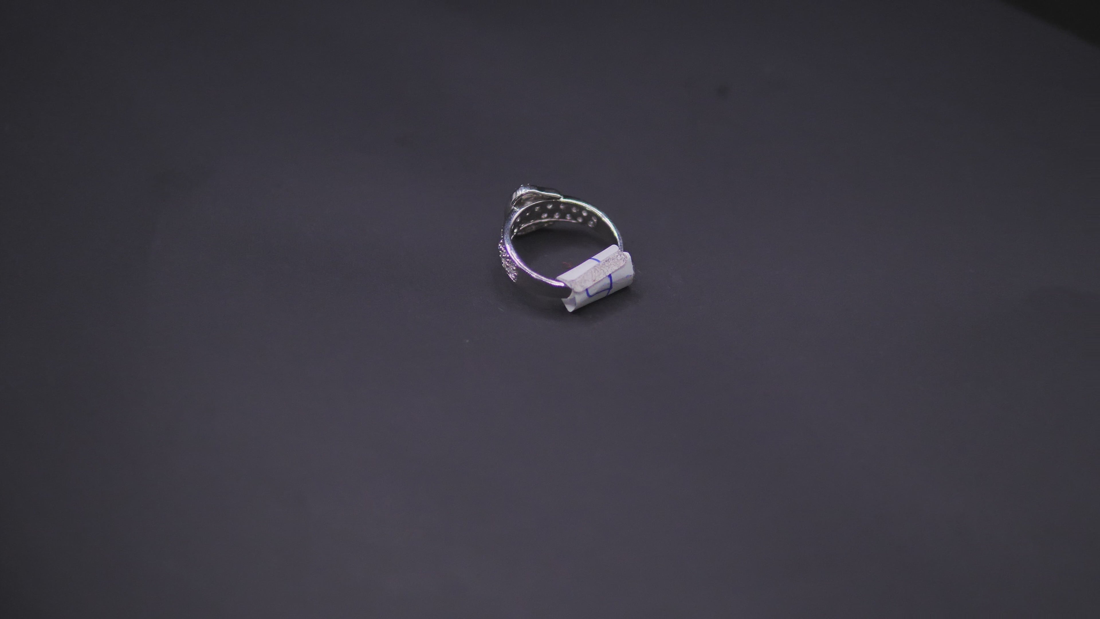Graduated Round-Cut Diamond Band Ring In White Gold